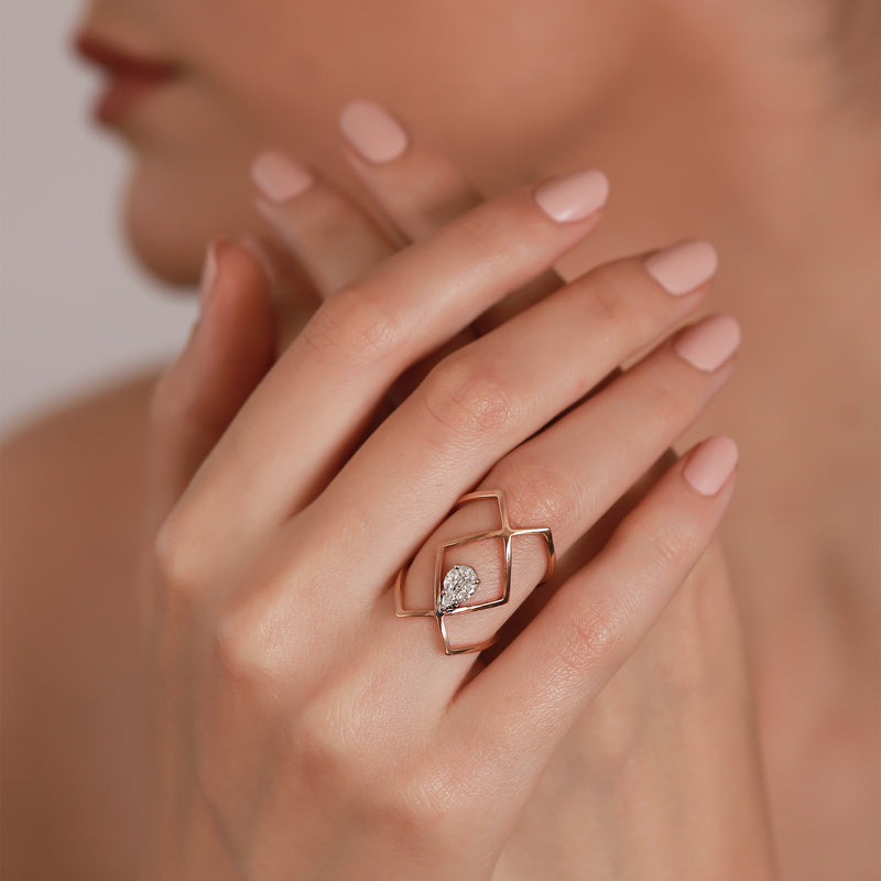 Cavallier | Diamond Ring | 0.29 Cts. | 18K Gold Gilda by Gradiva Inc.